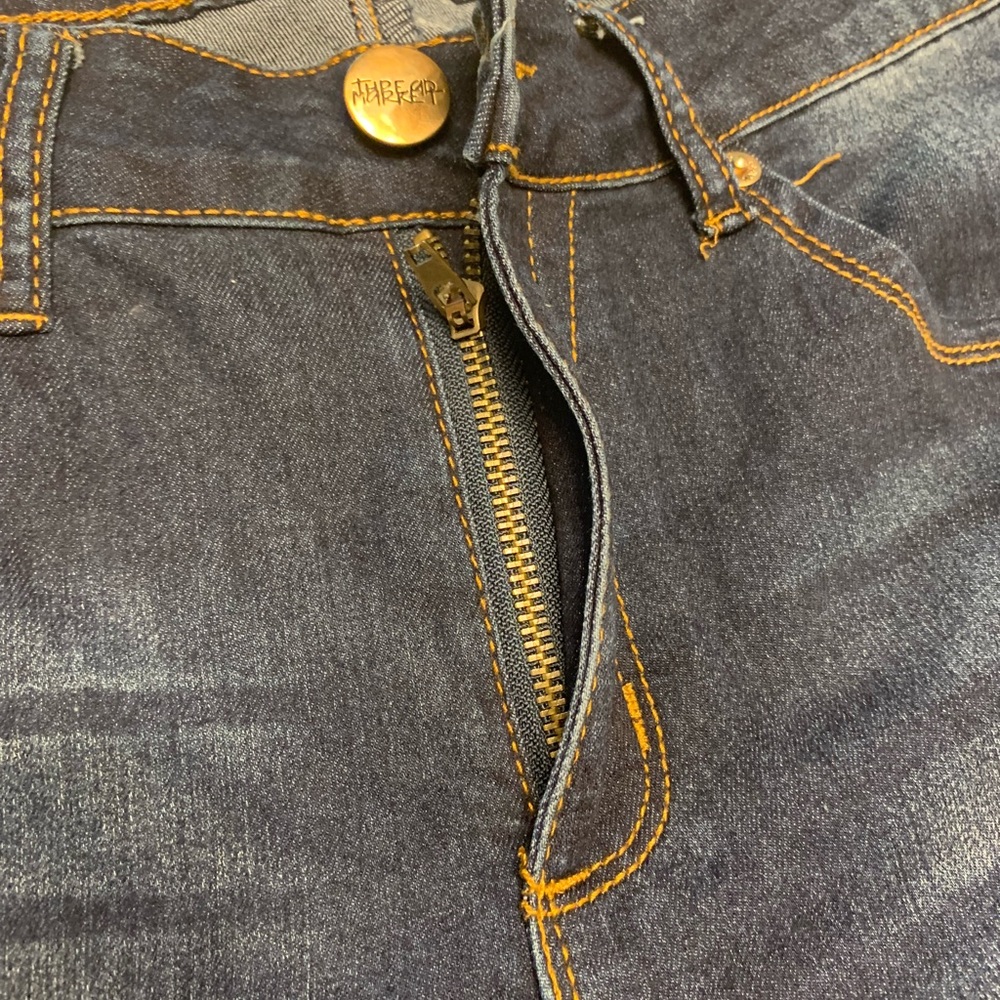Jeans - Picture 3 of 3